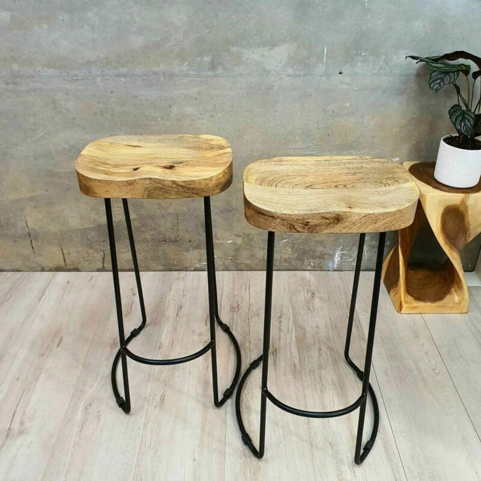 [MANGO TREES] 2x "Hermes" Bar Stools Ergonomic Design Carved Mango Wood Seating